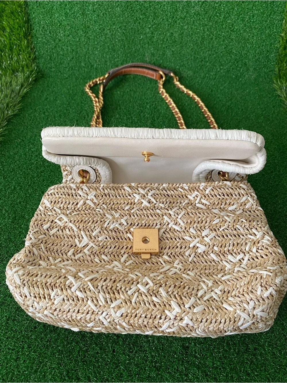 Tory Burch Raffia Shoulder Bag Shoulder Bags, 10”x7” (Jul 026)